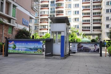 廣告道閘怎么安裝？廣告道閘安裝注意事項——東沃智能