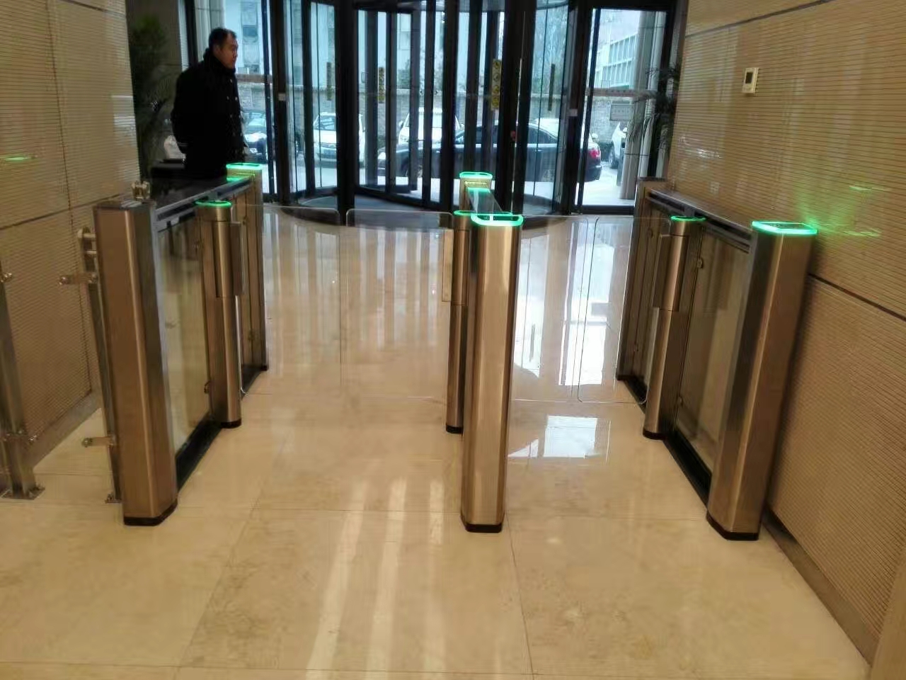 北京大廈速通門(mén)