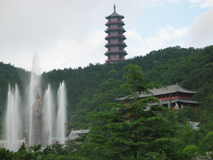 遼寧蓋州市萬(wàn)福赤山風(fēng)景區(qū)