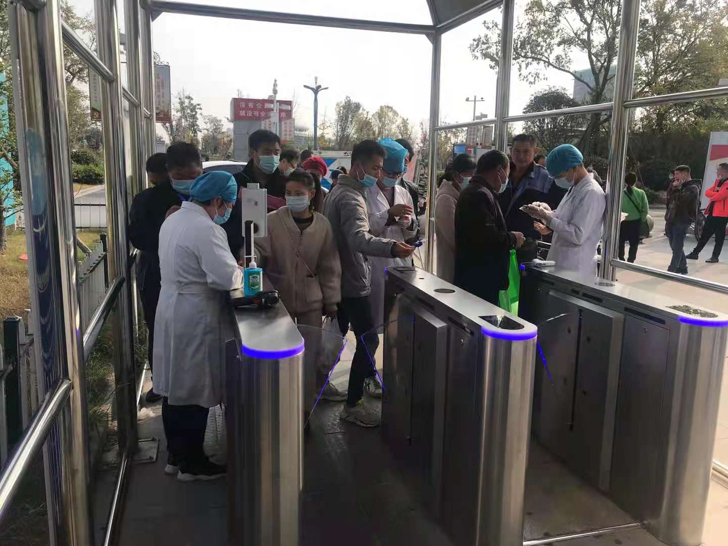 宿州市立醫(yī)院、泗縣人民醫(yī)院健康碼閘機(jī)應(yīng)用案例